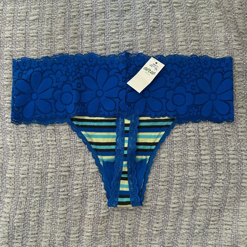 Aerie Lot Of 3 Pair Lace Trim Cotton Thong Underwear Size Small